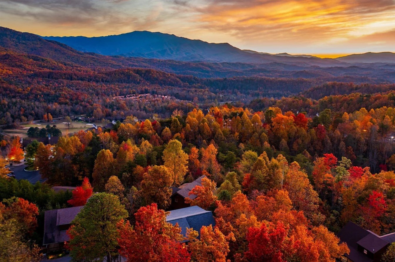 Tennessee-Timber-Homes-Cabin-Rentals-Moonshine-Mountain-07