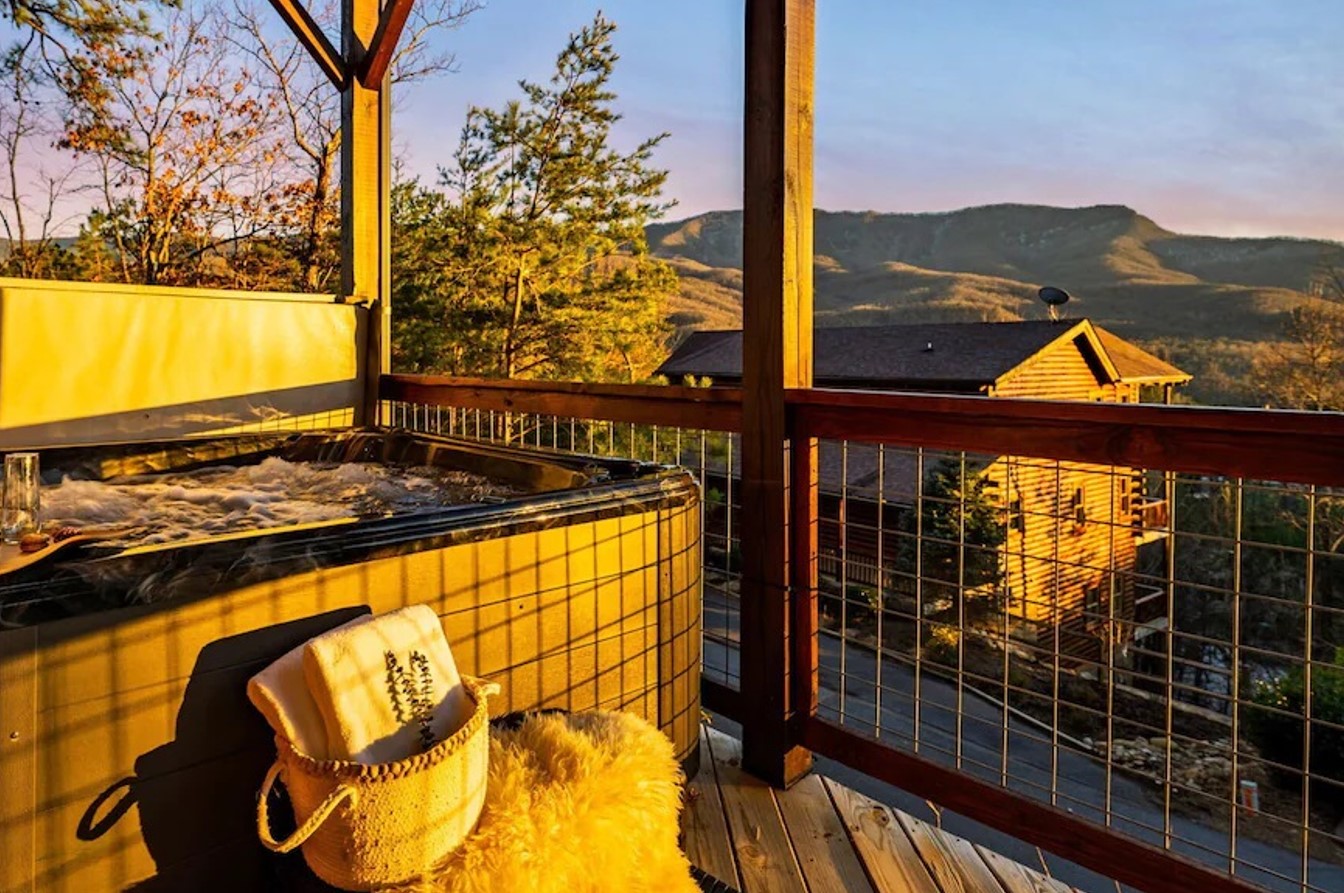 Tennessee-Timber-Homes-Cabin-Rentals-Moonshine-Mountain-30