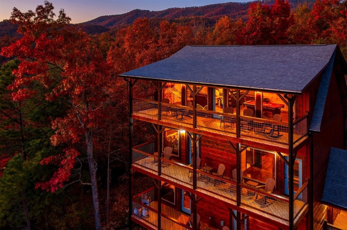 Tennessee-Timber-Homes-Cabin-Rentals-Moonshine-Mountain-31