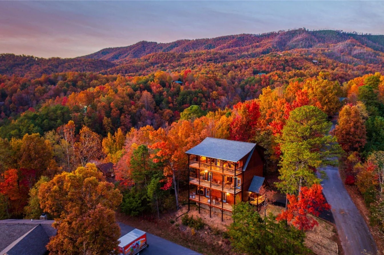 Tennessee-Timber-Homes-Cabin-Rentals-Moonshine-Mountain-33